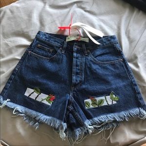 Off-White “Demin Label” Floral Shorts